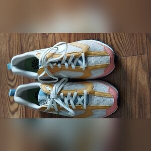 Nike Women's Athletic Shoes - White, Yellow, Pink